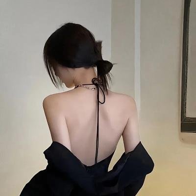 摩登褓姆